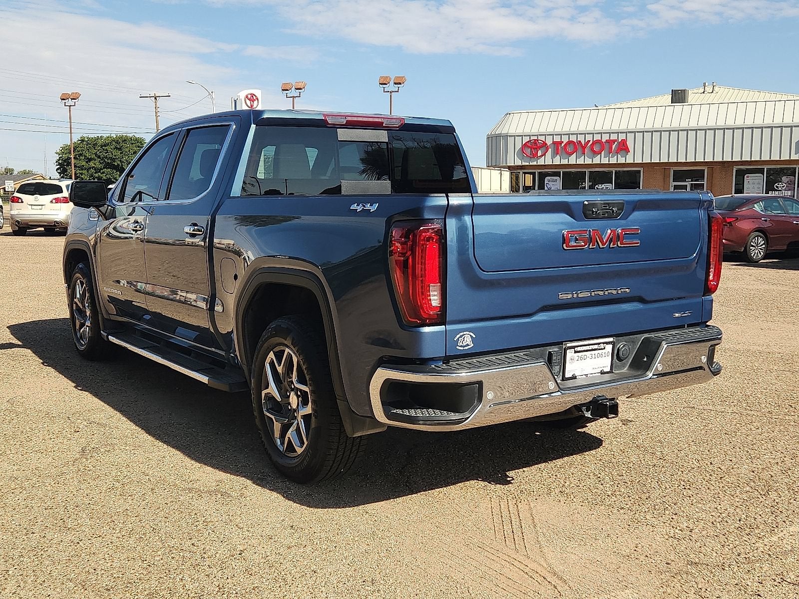 2024 GMC Sierra 1500 SLT