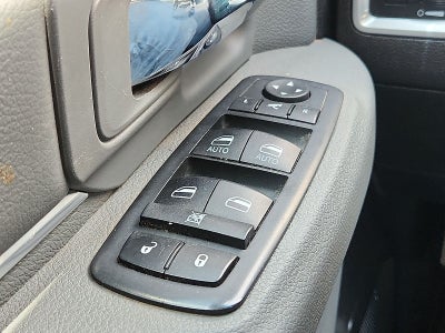 2020 RAM 1500 SLT