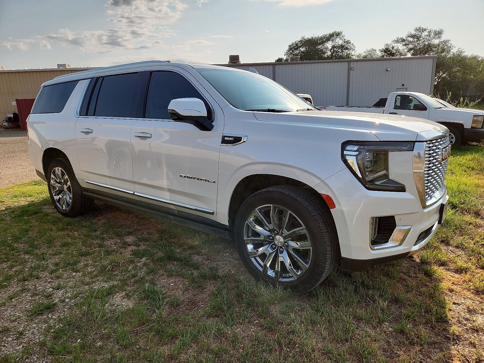 2022 GMC Yukon XL Denali