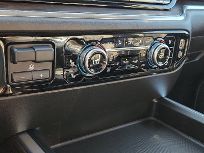 2025 GMC Sierra HD SLT