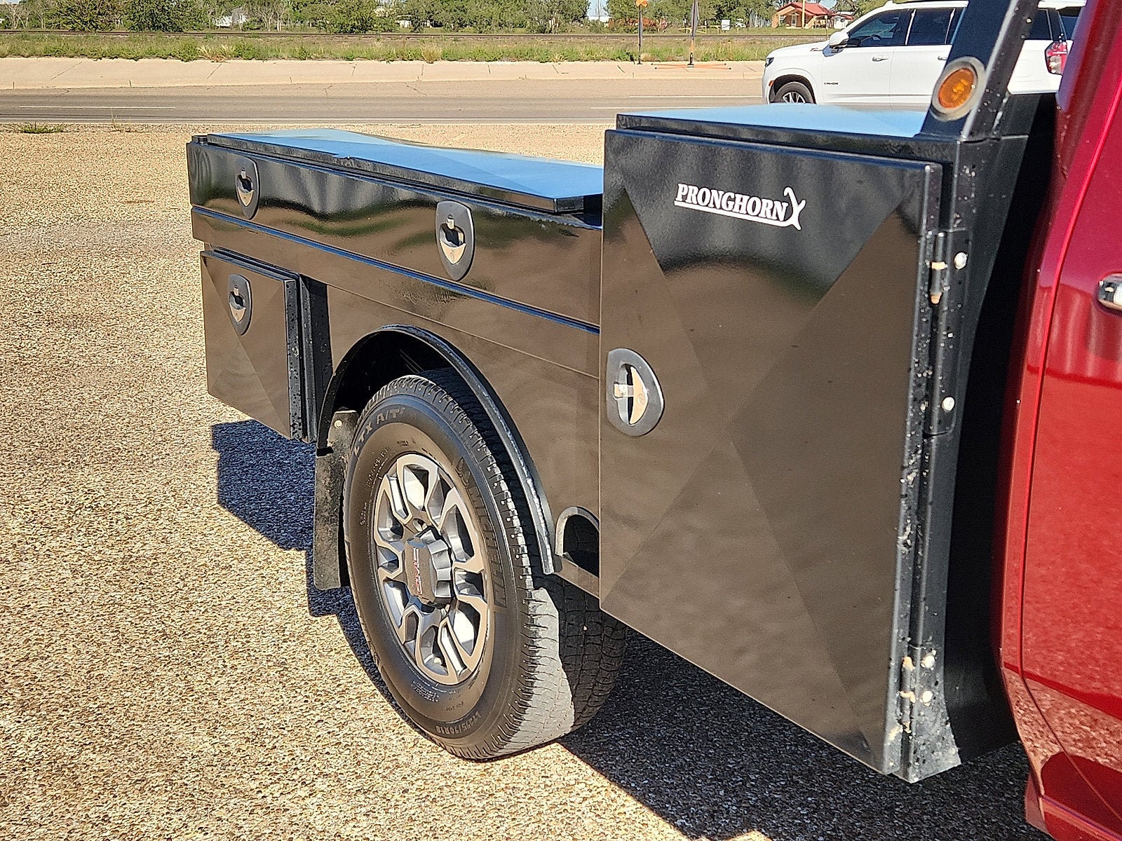 2025 GMC Sierra HD SLT