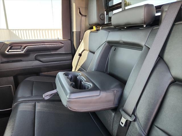 2025 GMC Sierra HD SLT