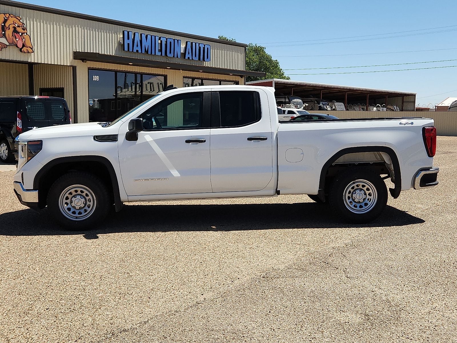 2025 GMC Sierra Pro