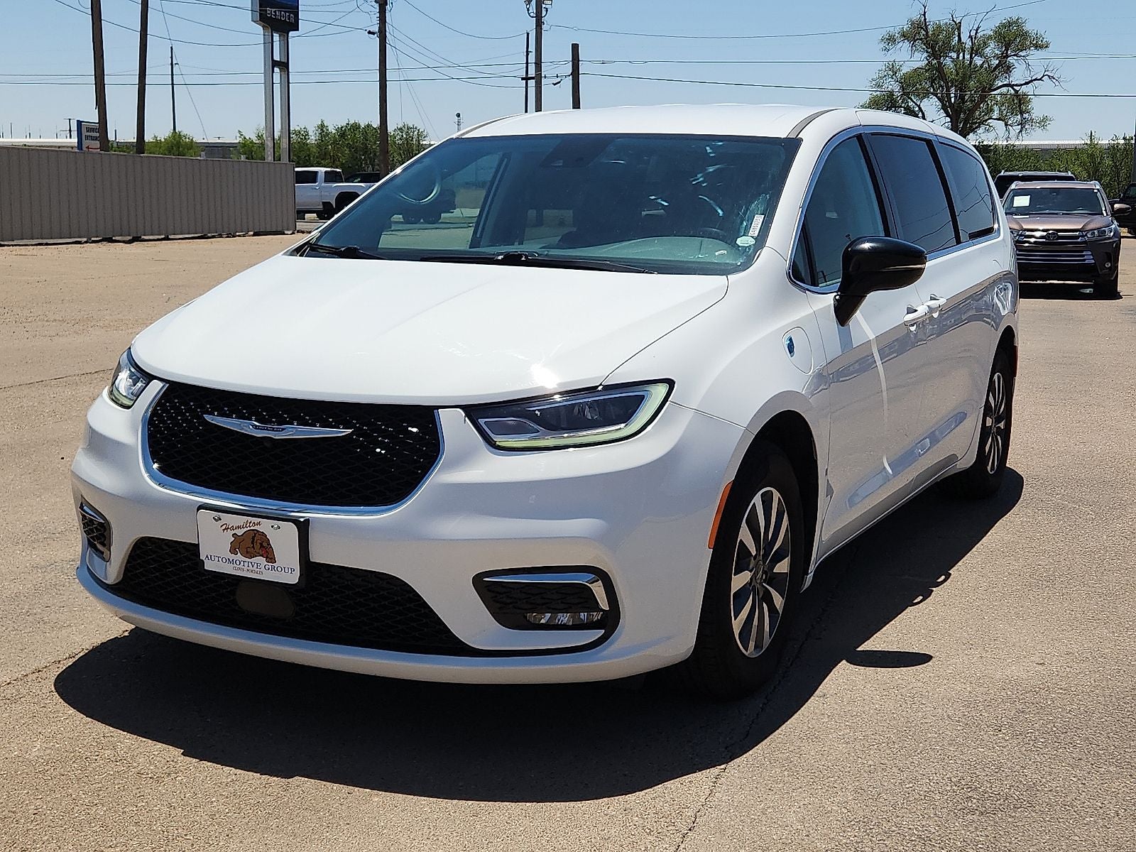 2024 Chrysler Pacifica Select