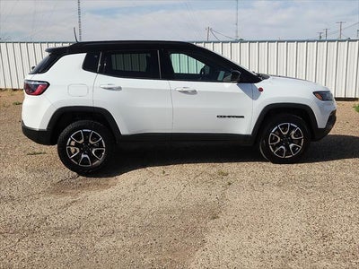 2025 Jeep Compass Trailhawk
