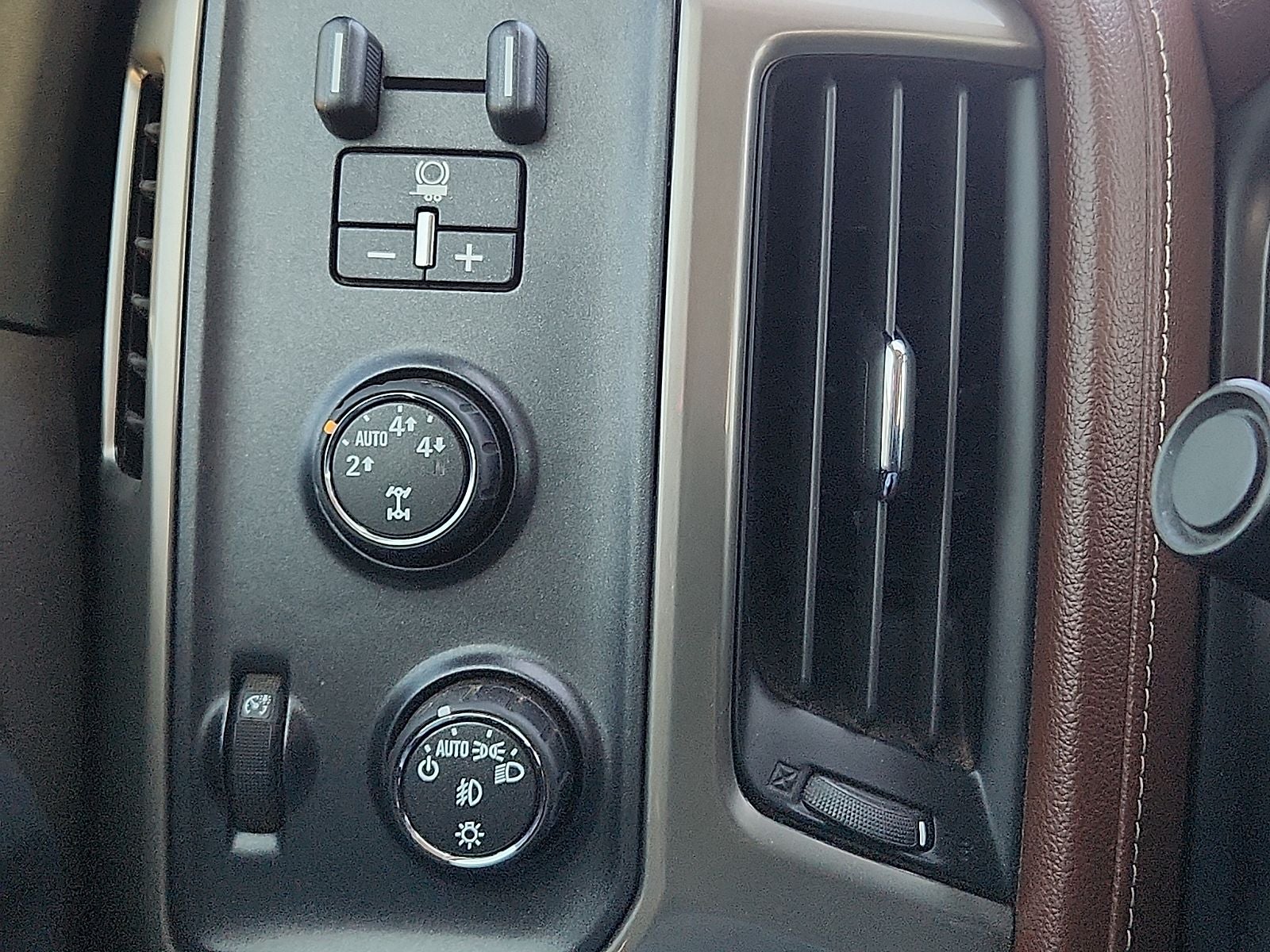 2014 Chevrolet Silverado High Country