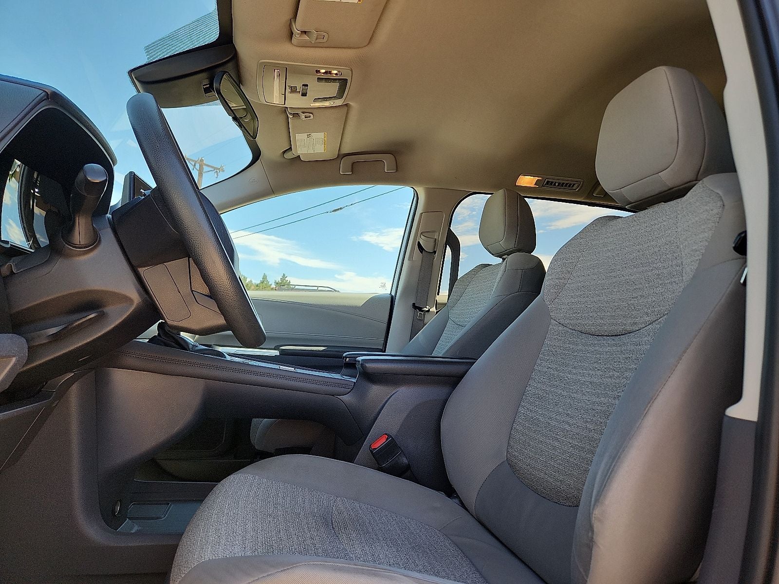 2021 Toyota Sienna LE 8 Passenger