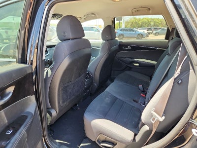 2018 Kia Sorento LX